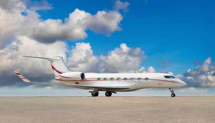 Exterior view of G650ER with new paint scheme - an off-white base and stripes