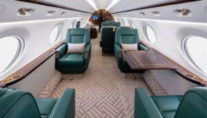 G550 interior with emerald green seats