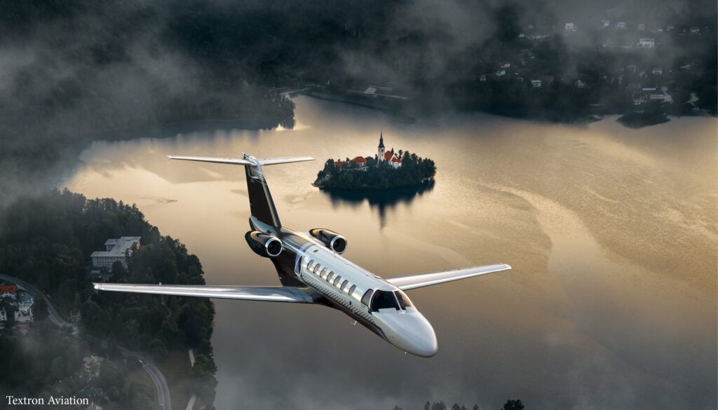 Cessna Citation CJ3 Gen3 in flight