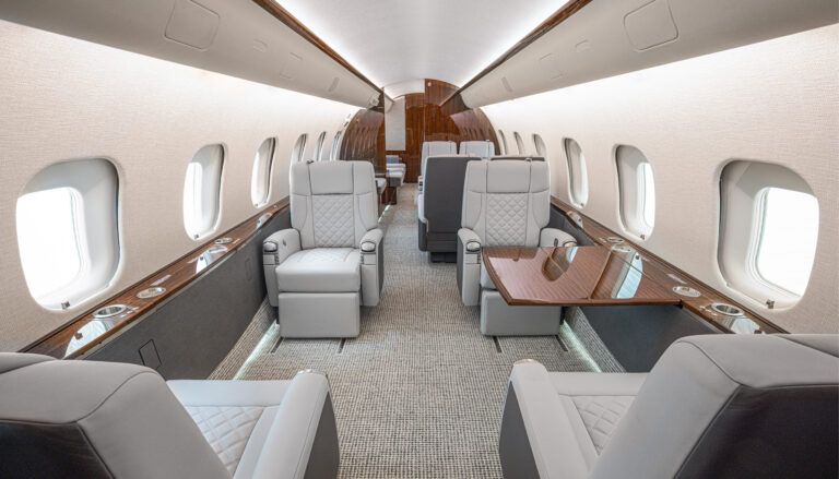 GL-5000 interior