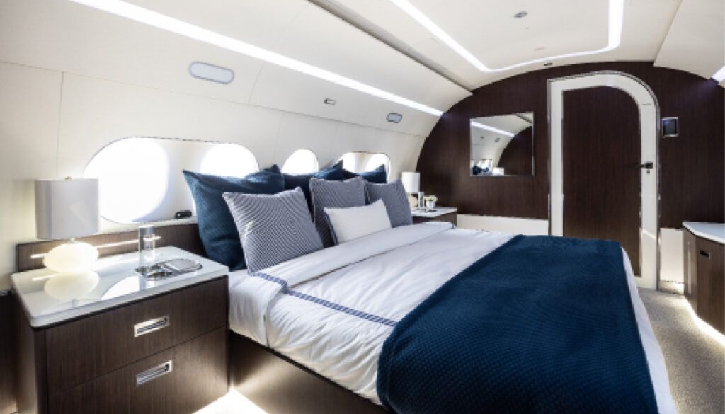 Airbus ACJ TwoTwenty bedroom