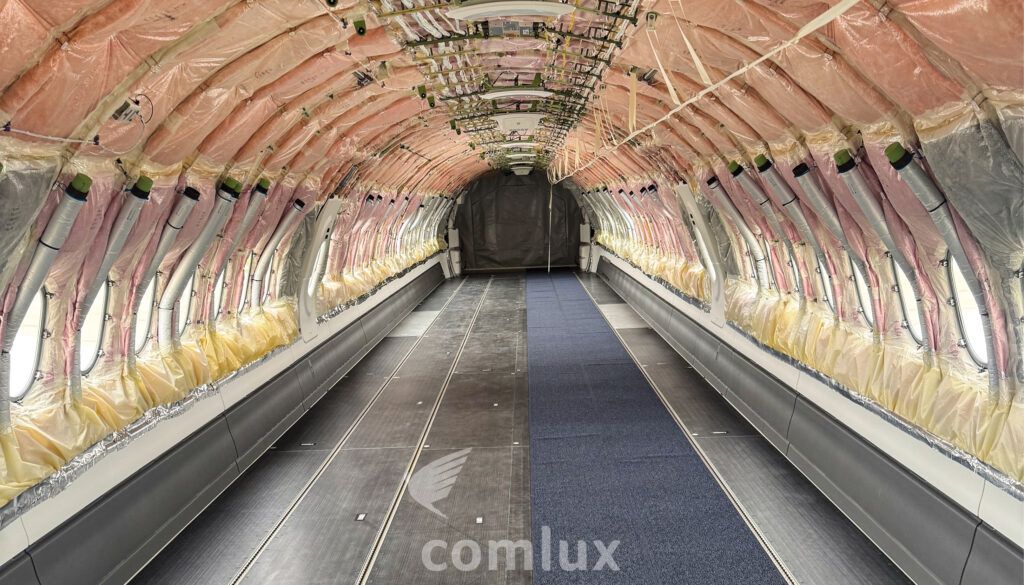 Aircraft interior without interior fittings or panels