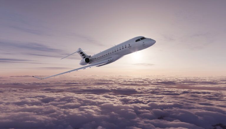 EASA certification for Bombardier Global 8000 Bombardier Global 8000 in flight