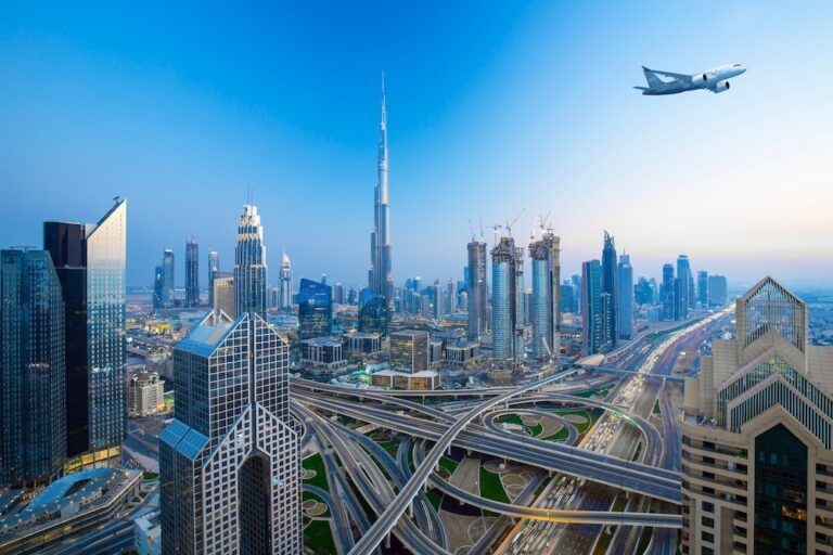 Middle East-based bizav professionals expect rise in private aircraft use An aircraft flying above the Dubai skyline at dusk